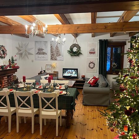 Straszny Dom Na Kaszubach Villa Studzienice Exteriör bild