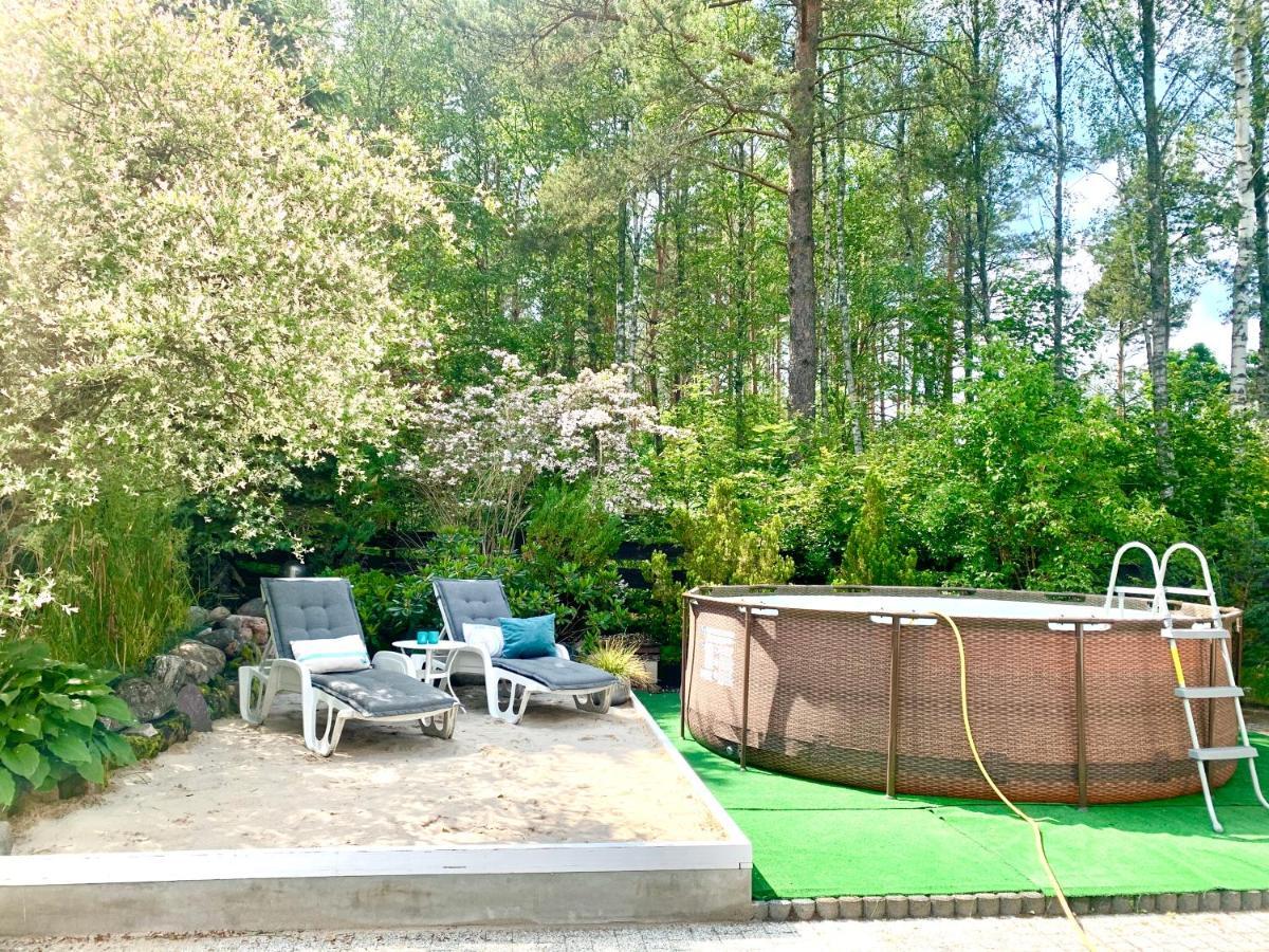Straszny Dom Na Kaszubach Villa Studzienice Exteriör bild