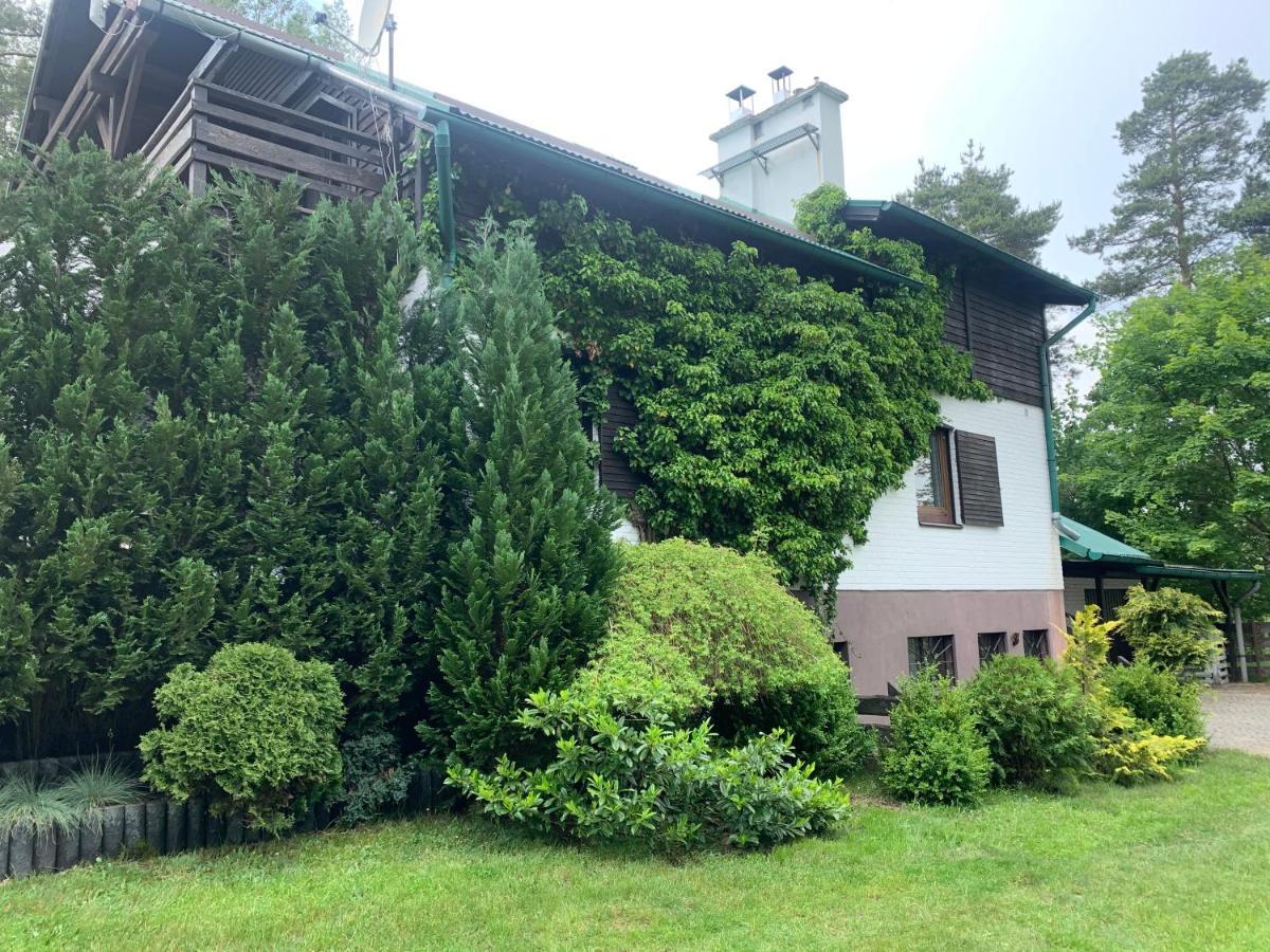 Straszny Dom Na Kaszubach Villa Studzienice Exteriör bild
